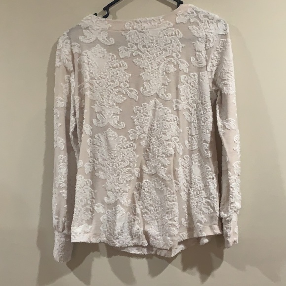 Cream Loft top - Picture 3 of 3